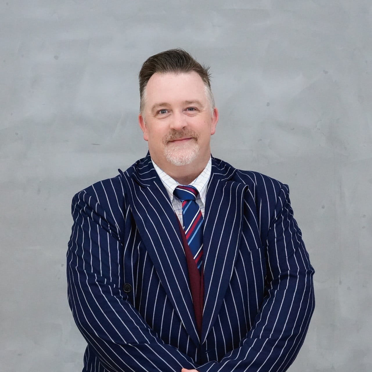 我们的双语教师 | 广州市番禺区诺德安达学校 - 03 Feature Cards Tabs