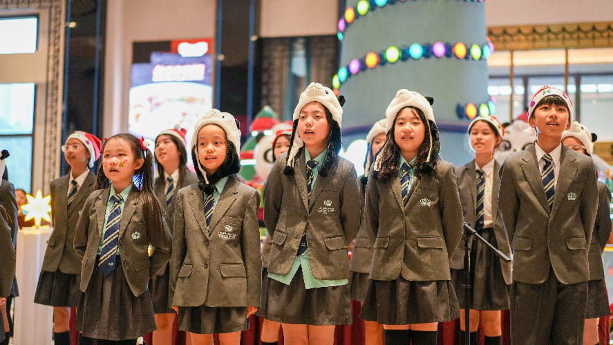 Children's Voices Light Up Christmas Eve - Ceremony
